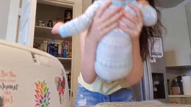 VLOG // new lip product, formula, target run, cheeseburger pasta, feeding 3m baby смотреть онлайн