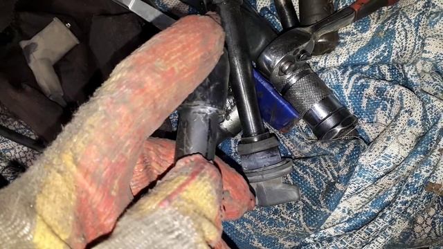 троит из за высоковольтных проводов смотреть онлайн