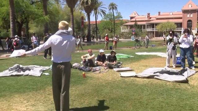 Pro-Palestinian protests erupt at colleges across the country смотреть онлайн