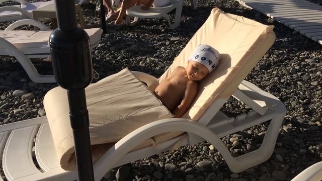 Макар на лежаке смотреть онлайн