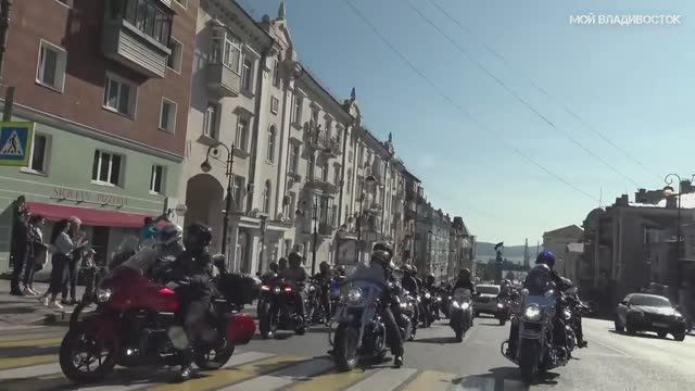 Владивосток,колонна байкеров (7 октября 2023). смотреть онлайн