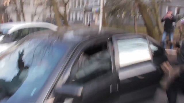 Появилось видео задержания подозреваемых в убийстве директора калининградского лицея смотреть онлайн