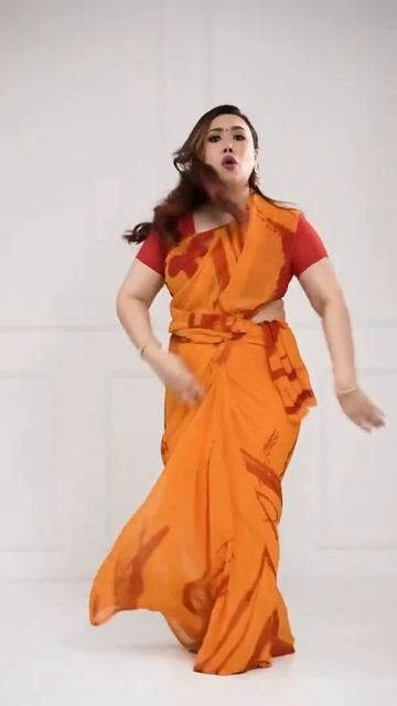 Badi Mushkil Baba 🥵 #shorts #dancing смотреть онлайн