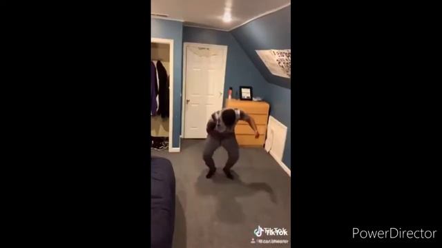 Car Shearer Dance but it's Miss Papaya смотреть онлайн