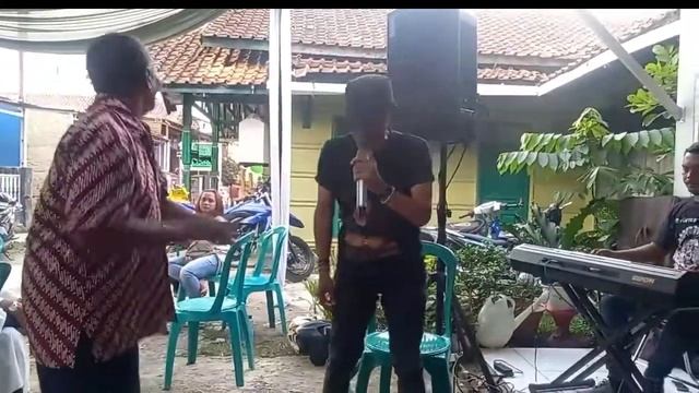 gegembrugan d galeri nelly thom sound/ lagu 30 menit persi koplo vol. om firman apuy. mc solyoken o смотреть онлайн