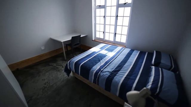 4 Roman - Heron Square Student Accommodation смотреть онлайн