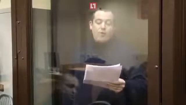 Эрик Давидыч зачитал собственные стихи в зале суда перископ давидыча смотреть онлайн