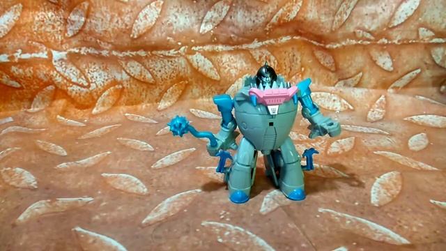 Transformers Cyberverse Gnaw Sharkticon Review смотреть онлайн