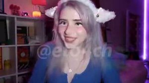 Света Соллар показала Грудь на стриме за 1.000.000р от Мелстроя