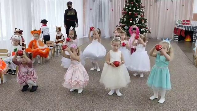 Кира Александровна - бусинка! смотреть онлайн