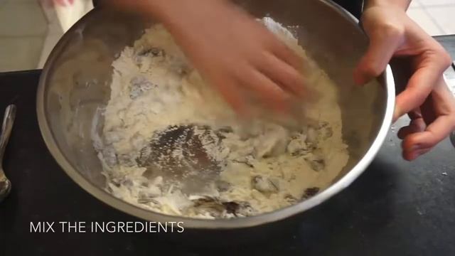 Irish Soda Bread | Caramelised Onions, Olives and Cheese смотреть онлайн