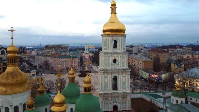 Софія Київська з дрону. Березень 2021 смотреть онлайн