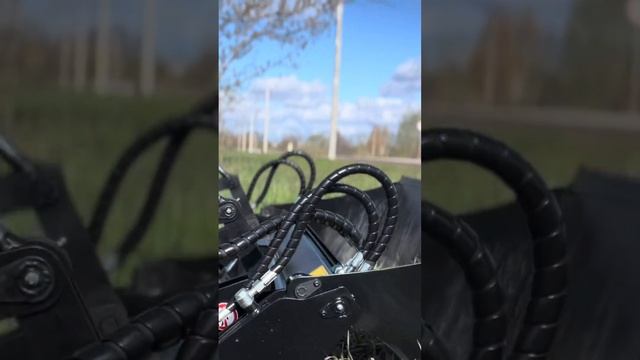 Майские будни на АТ-350М...) #погрузчик #минипогрузчик #пермь #лучший смотреть онлайн