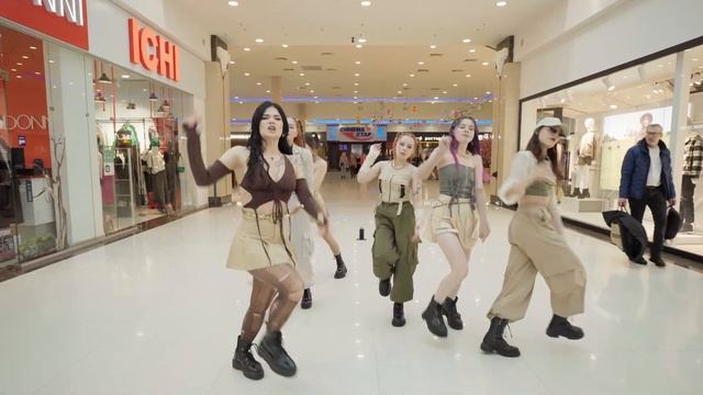 [KPOP IN PUBLIC][ONE TAKE] EVERGLOW (에버글로우) - SLAY cover by ZEROSUGAR смотреть онлайн