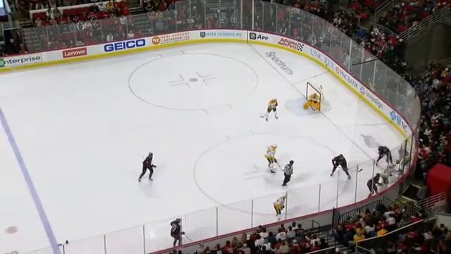 Andrei Svechnikov assists on Slavin's goal vs Predators (18 feb 2022) смотреть онлайн