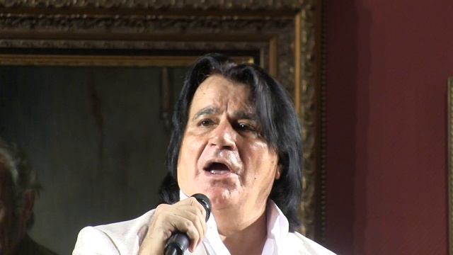 В.Ольховский "Мне не забыть тебя". За роялем Алексей Стариков. Галерея А. Стариков. смотреть онлайн