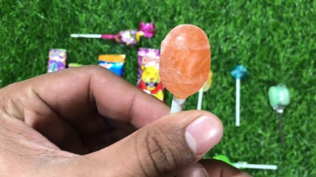 Some Lots Of Lollipops | Coloured Rainbow ASMR | Chupa Chup ASMR | Yummy Chew Candy | Lollipop Fun смотреть онлайн