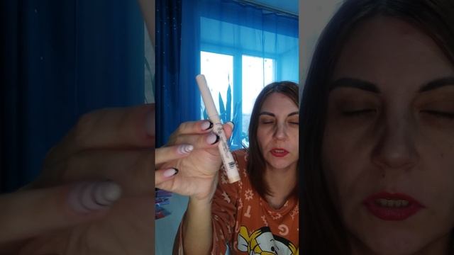 Стойкие тени-карандаш для век. Свотчи смотреть онлайн