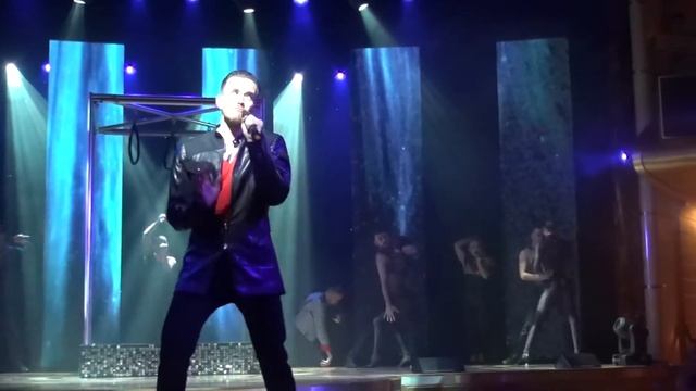 I Can't Stand The Rain - AIDA Show Ensemble смотреть онлайн