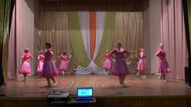 Танцевальный коллектив ОТРАДАКАЗАЧЬЯ смотреть онлайн