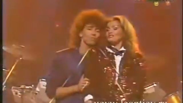 Валерий Леонтьев feat Лайма Вайкуле Вернисаж 1986г Новогодний огонек смотреть онлайн