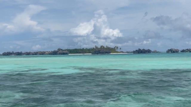 Local Island Guide - Huraa - 2023 смотреть онлайн