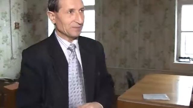 Помощь газете смотреть онлайн
