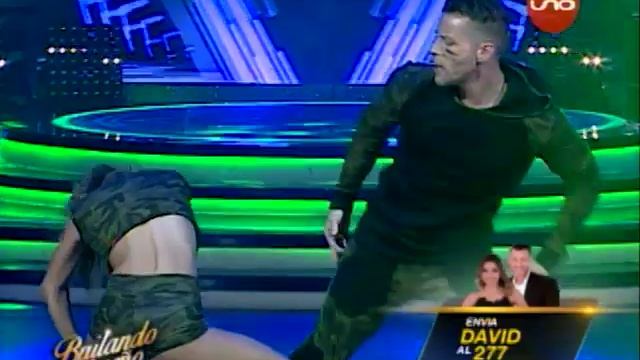 ¡David Dionich & Paola Saavedra bailan #Reggaetón! #Bailando2017 смотреть онлайн