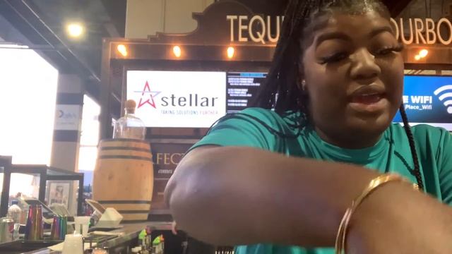 Come to work with me| Bartending at Lil Durk 7220 Tour, Bartender Vlog, Day in the life смотреть онлайн