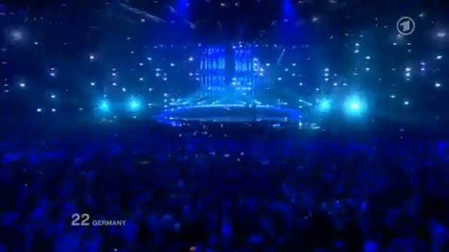 Lena Meyer-Landrut - Satellite