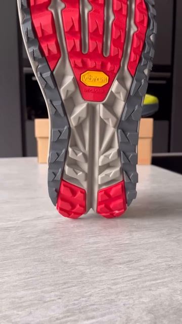 Трейловая модель Altra Olympus 6 смотреть онлайн