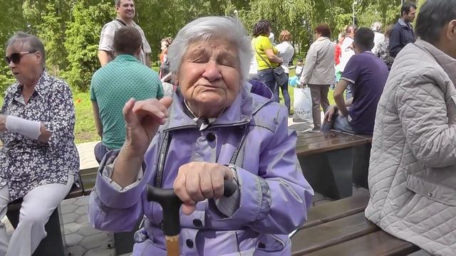 10.06.2017 Ветеран Лошакова Матрена проработала 40 лет.06700 смотреть онлайн