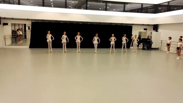 Rosella Hightower Noel 2015 Classique 6ieme смотреть онлайн