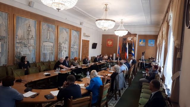 Обсуждение повреждения памятника археологии на комиссии по развитию горхозяйства Думы Костромы смотреть онлайн