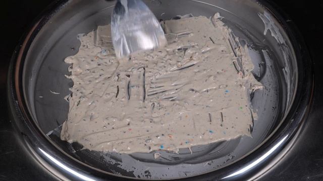 [ASMR] M&M's Chocolate Ice Cream Rolls | Helado en rollo de M&M's Chocolate l 엠엔엠즈 아이스크림롤 смотреть онлайн