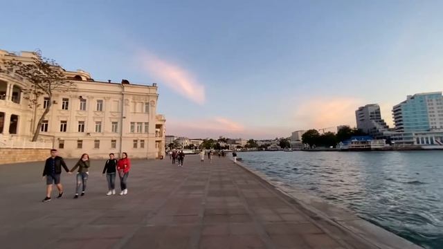 Прогулка по центру Севастополя в мае 2020. смотреть онлайн