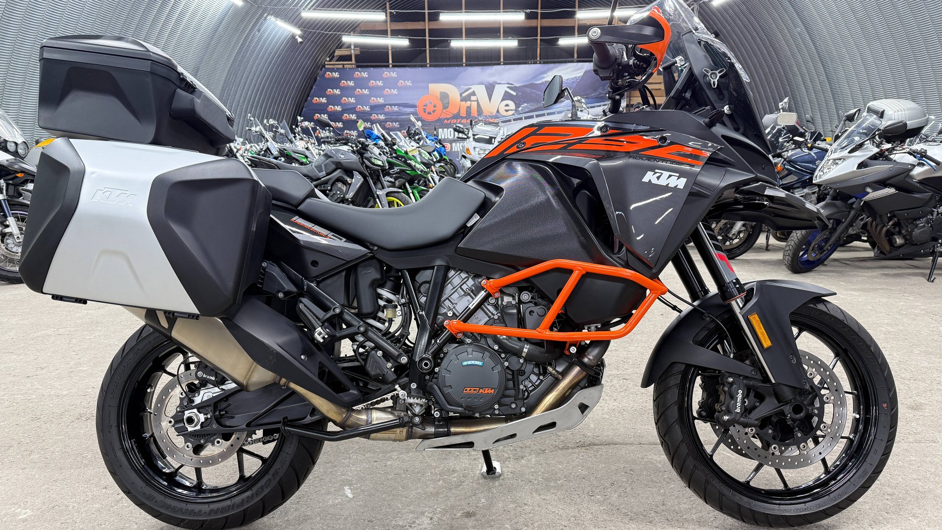 Обзор KTM 1290 Adventure S |В НАЛИЧИИ| смотреть онлайн