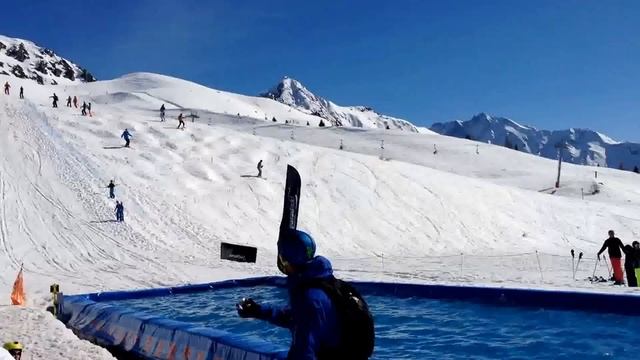 Попытка 2, бассейн в Les Arcs смотреть онлайн