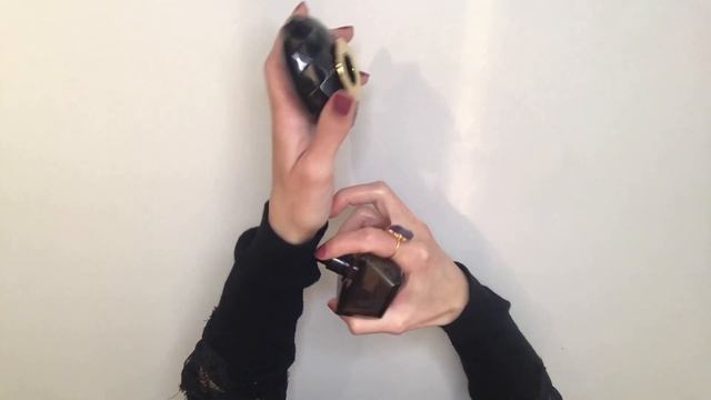 CRYSTAL NOIR Eau De Parfum VERSACE (My Valentine's Perfume)