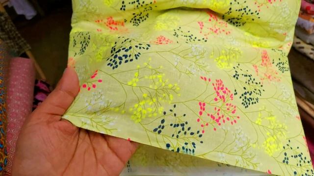 दिल्ली में/ Instagram Viral Co-Ord Sets Fabric Latest Video / Mangolpuri Katran Market Latest Video смотреть онлайн