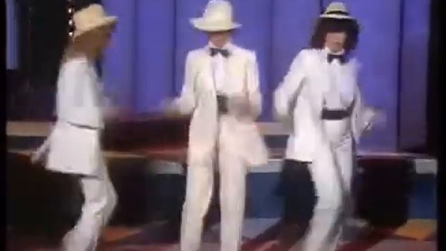 A La Carte   Do Wah Diddy Diddy Manfred Mann, Exciters 1981