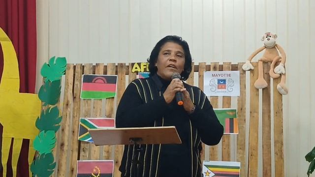 "Mais Forte do Que Sou" feat. Margarete Lima. Música de Melissa Barcelos. 25/06/2022. IASD Lote 14 смотреть онлайн