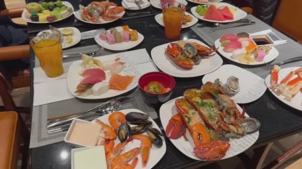 Рождественский ужин в отеле STUDIO SITY MACAO