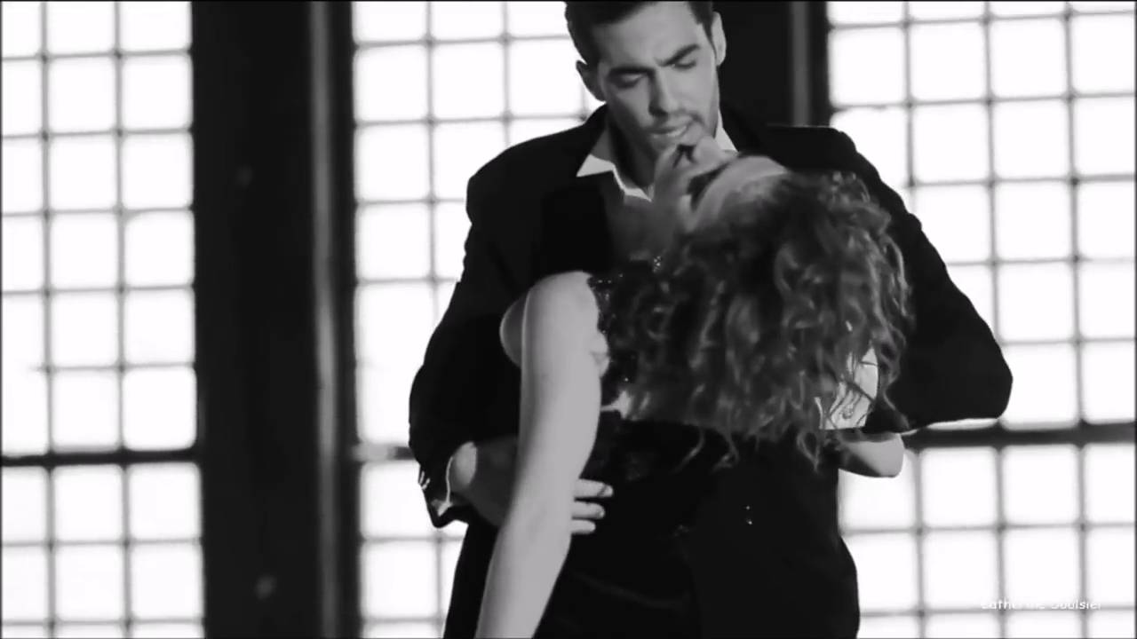 ТАНГО — Bond Libertango Astor Piazzolla смотреть онлайн