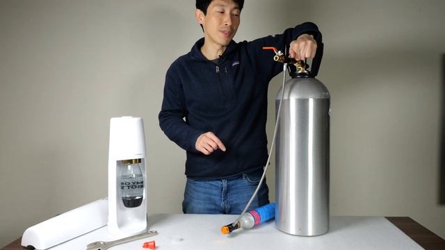 How to Refill Soda Stream Bottles смотреть онлайн