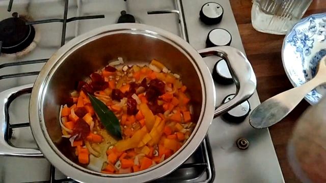 Como hacer unas alubias de forma fácil con la tapa rápida de AMC смотреть онлайн