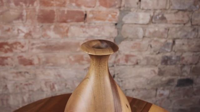 Ваза из ореха "Афродита" смотреть онлайн