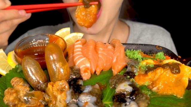 TOBIKO EGGS SCALLOPS SEA SQUIRT SEA CUCUMBER SALMON ASMR MUKBANG 멍게 해삼 미더덕 연어회 날치알 리얼사운드 먹방