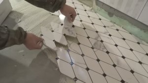 Строительные хитрости при укладки мозаики на пол Часть 3.