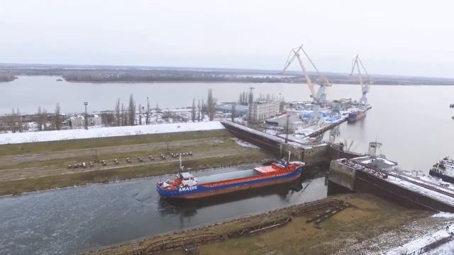 Модернизация сухогрузов компании EemsWerken смотреть онлайн